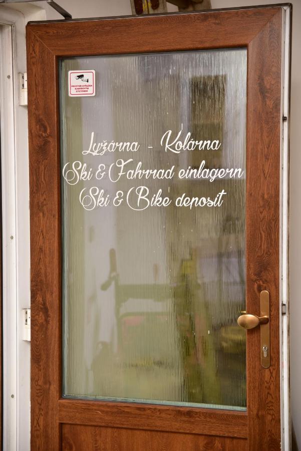Pension U Krbu Mikulov v Krusnych Horach 외부 사진